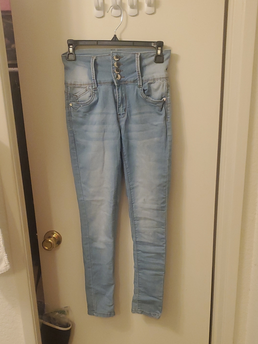 FREE W/ ANY $4 PURCHASE Hailey High-Rise Light Blue Skinny Jeans